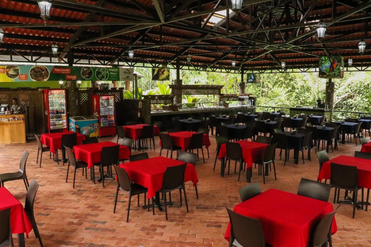 Tapirus Lodge And Reserve Carrillo  Buitenkant foto