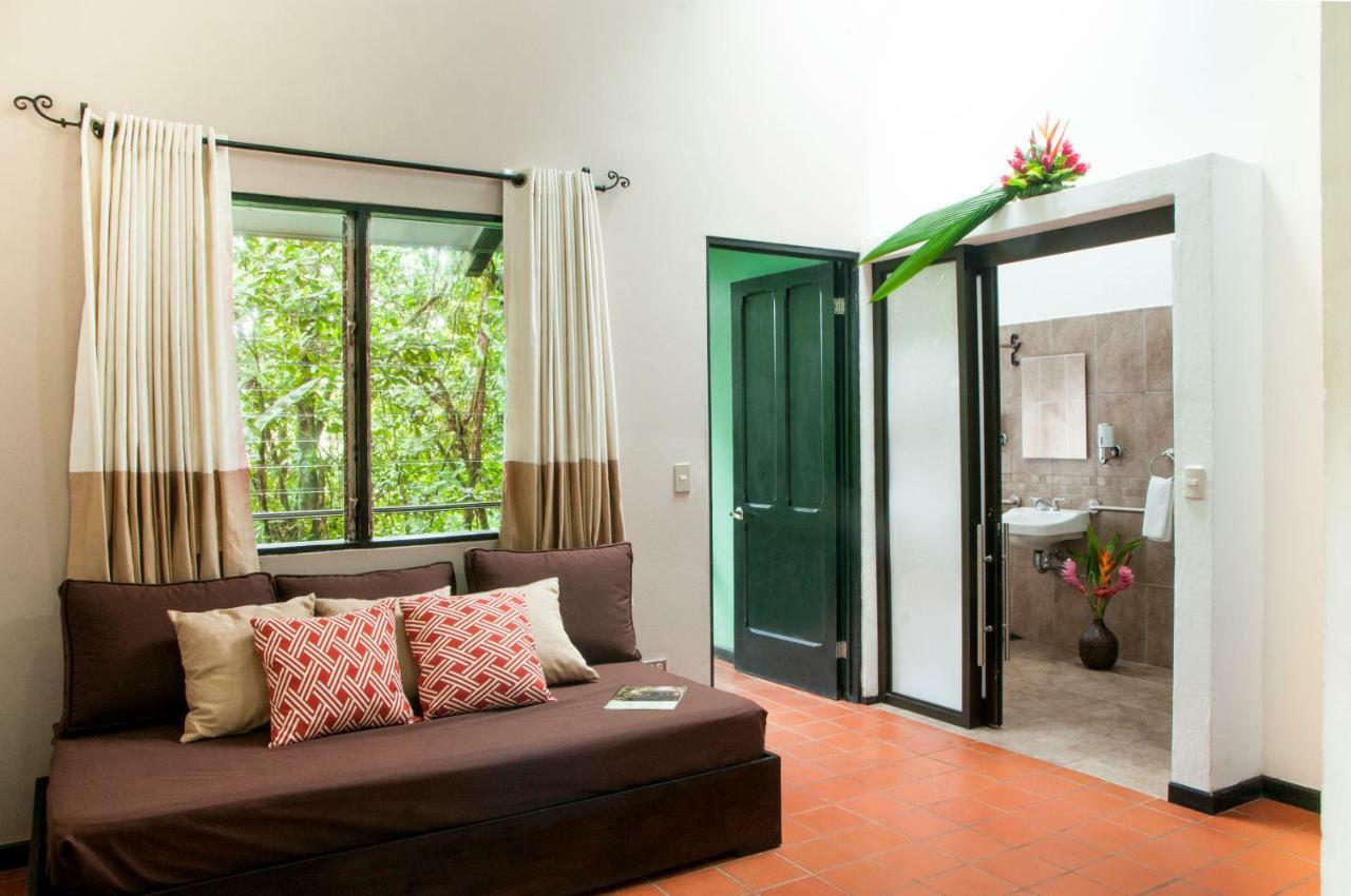 Tapirus Lodge And Reserve Carrillo  Buitenkant foto